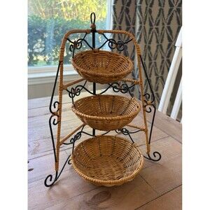 Vintage Princess House Casual Home Rattan 3 Tier Basket Holder Nested Used